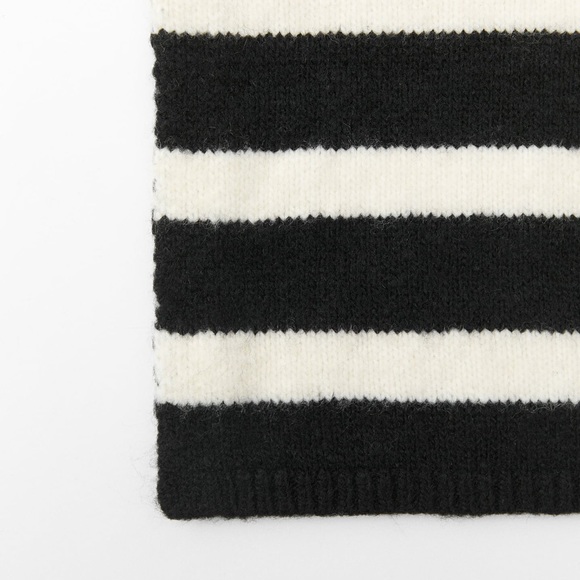 ZARA STRIPED KNIT SCARF❤️ - Picture 2 of 2